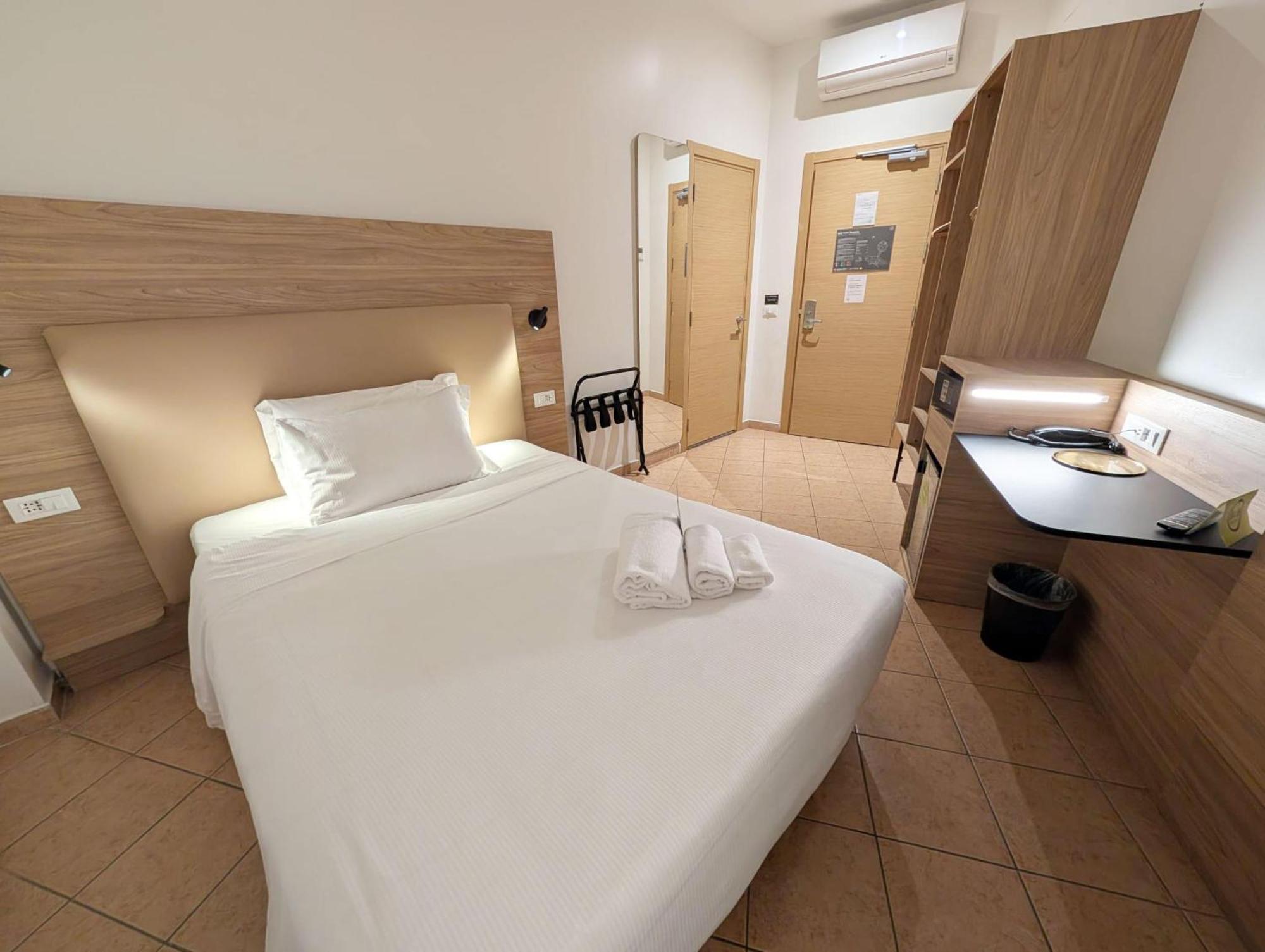 B&B Hotel Pomezia Roma Exterior photo